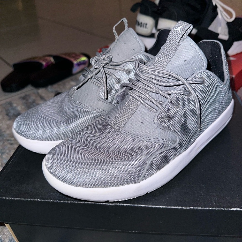Jordan Eclipse, Grey, Size 6.5Y (size 8 women)